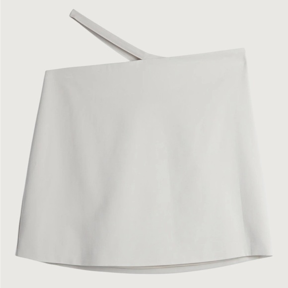 Oak & Fort. MINI SKIRT WITH CUTOUT WAIST. NWT - Picture 5 of 10